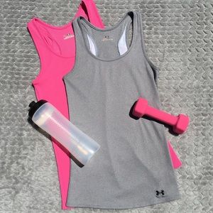 Under Armour HeatGear fitted workout tank pair